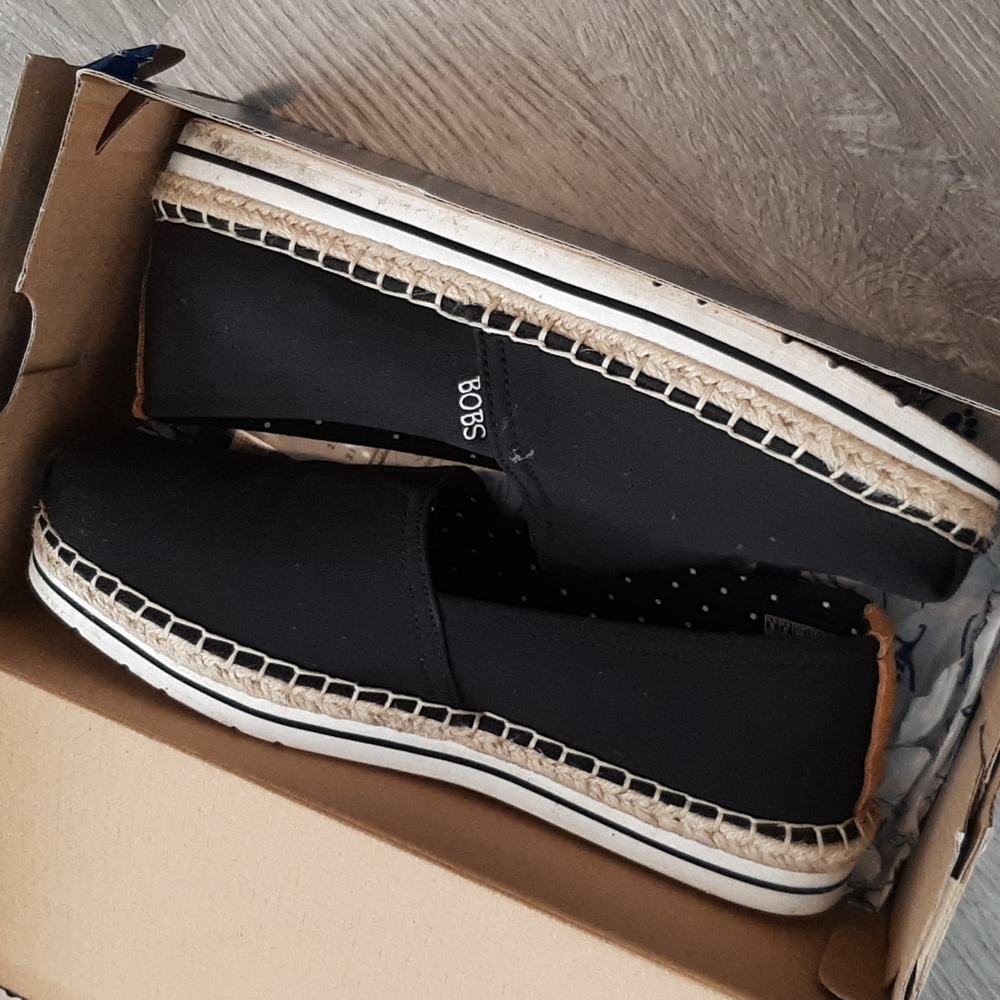 Bob by skechers size 9 women black memory espadrilles